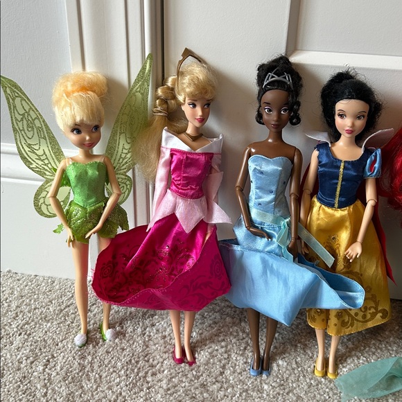 Disney Princess and Beast Doll Collection
🩷💛💚🩵💙💜 - Picture 6 of 7